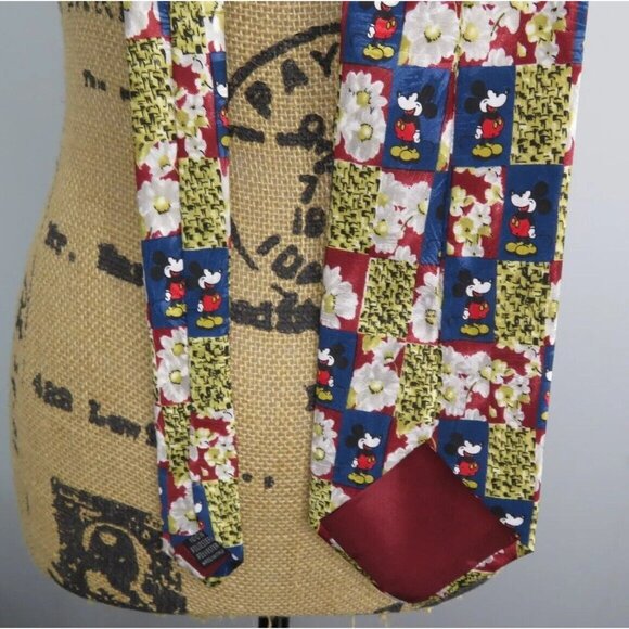 Disney Mickey Unlimited Neckwear Tie Mickey Mouse Fun Party - Picture 10 of 12